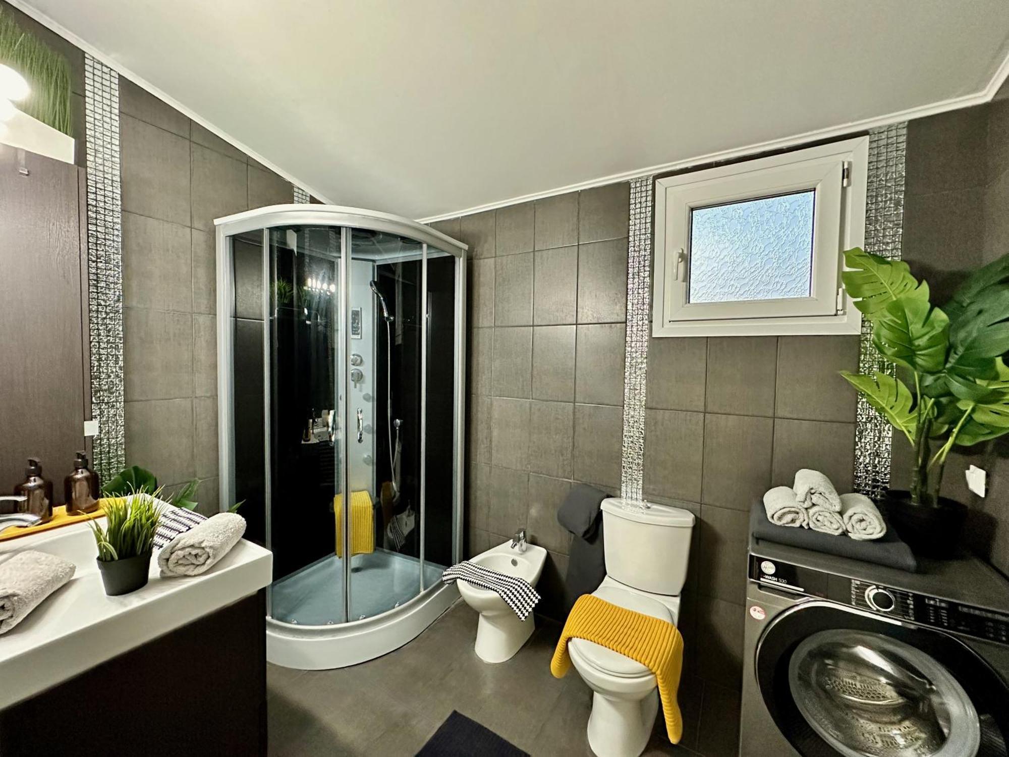 Four Seasons - The Eco Friendly Villa *