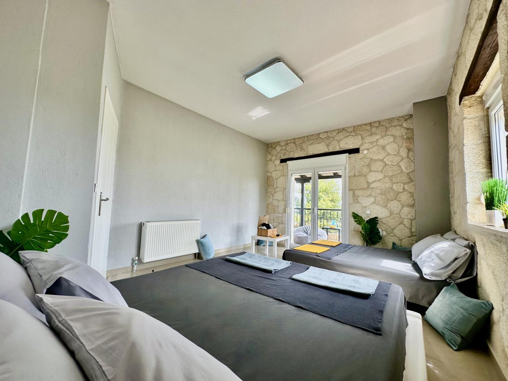 Villa Four Seasons - The Eco Friendly Kriopigi